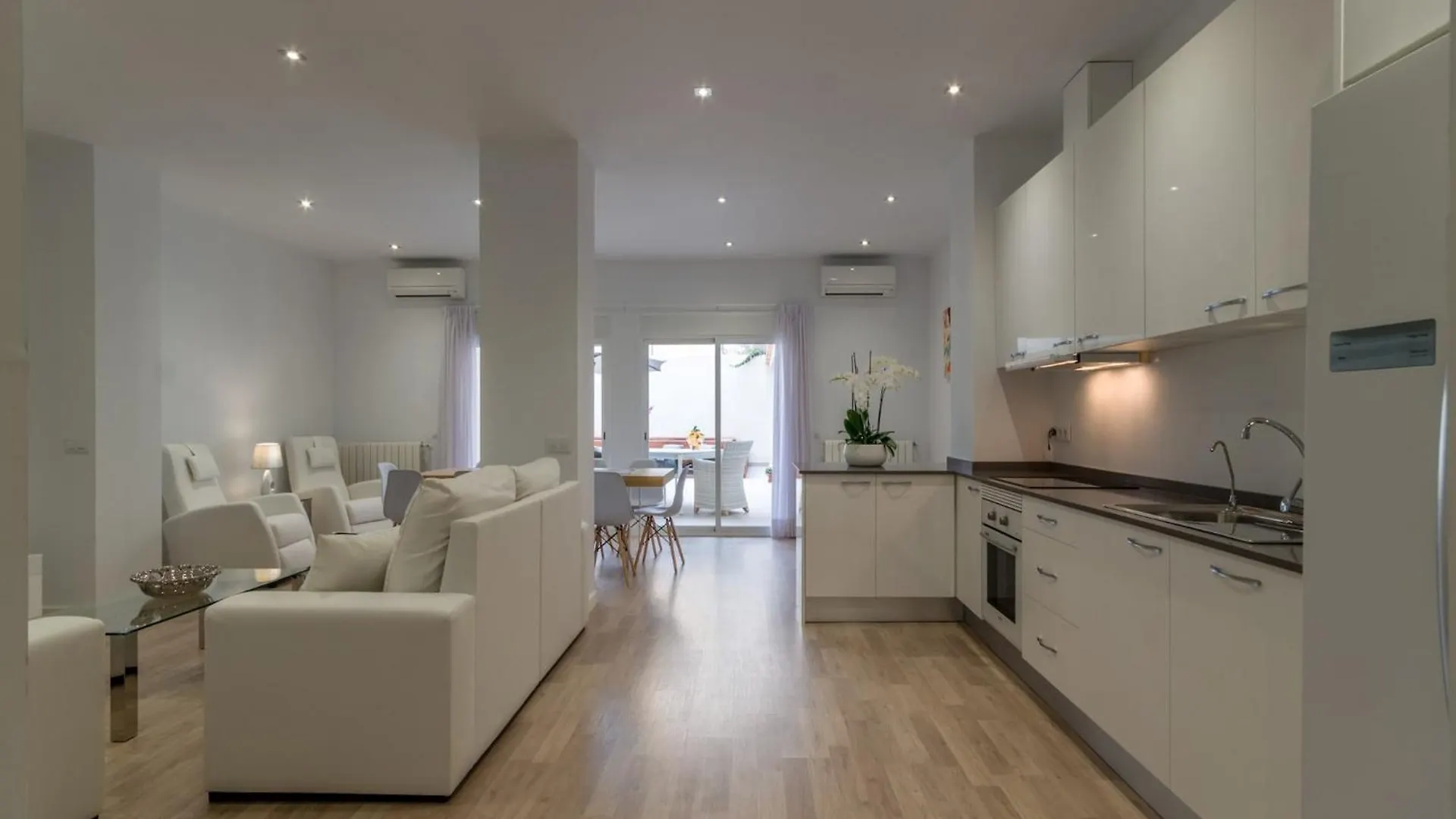 Tastefully-Furnished Villa In Mallorca Palma de Mallorca Spain
